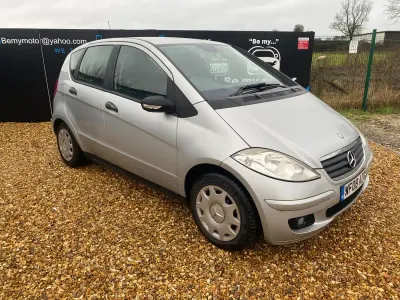 Usado Mercedes A150 Classic 95 HP (69 kW) 2008 Prateado Citadino