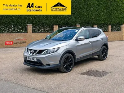 Used Nissan Qashqai Tekna 130 HP (95 kW) 2015 Silver SUV