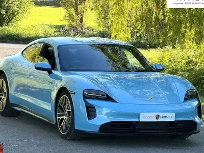 Używany Porsche Taycan 350 kW (476 KM) 2023 Sedan/Limuzyna