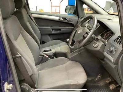 Used Vauxhall Zafira 115 HP (84 kW) 2013 Blue MPV