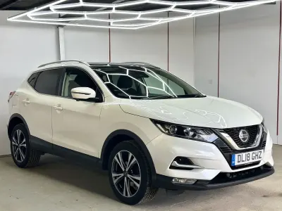 Used Nissan Qashqai N-Connecta 110 HP (80 kW) 2018 White SUV