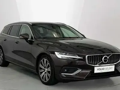 Used Volvo V60 Inscription 194 HP (142 kW) 2021 Bronze Estate