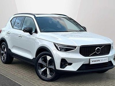 Used Volvo XC40 Ultimate 2023 White SUV
