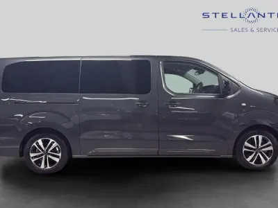 Used Peugeot e-Traveller Allure 98 kW (134 HP) 2024 Grey MPV
