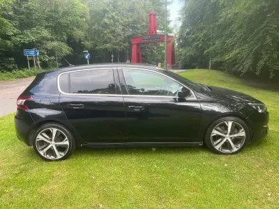Used Peugeot 308 GT-line 150 HP (110 kW) 2017 Black Hatchback