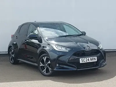 Used Toyota Yaris Hybrid Design 116 HP (85 kW) 2024 Black Hatchback