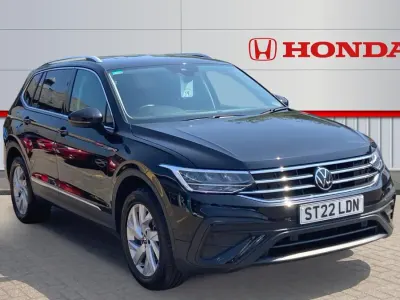 Used VW Tiguan Allspace Life 150 HP (110 kW) 2022 Black SUV
