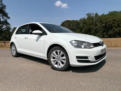 Used VW Golf VII SE 122 HP (89 kW) 2013 White Hatchback