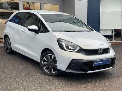 Premium sunlight white Used 2024 Honda Jazz Advance Hatchback | £23,500 (Fair price)
