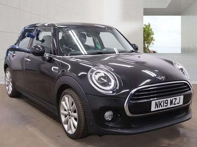 Used Mini Cooper Classic 136 HP (100 kW) 2019 Black Hatchback