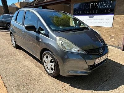 Used Honda Jazz S 90 HP (66 kW) 2014 Grey Hatchback