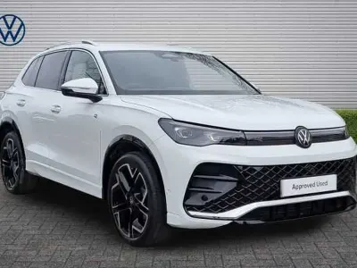 New VW Tiguan R-line 150 HP (110 kW) 2026 Pure white SUV