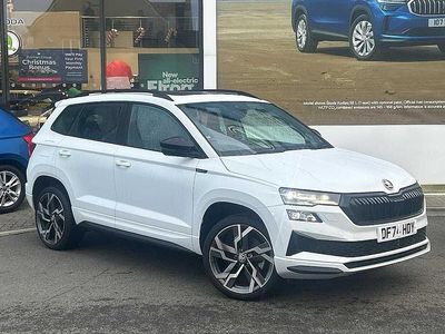 Moon white metallic Used 2025 Skoda Karoq SportLine SUV | £28,495 (Fair price)