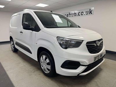 Used Vauxhall Combo Sportive 100 HP (73 kW) 2020 White Van
