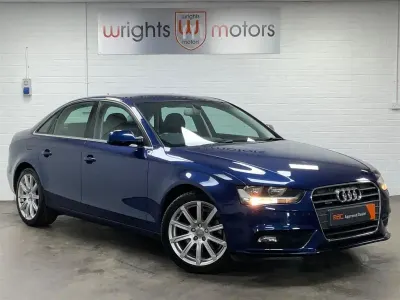 Used Audi A4 Advanced 2015 Blue Sedan