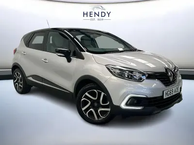 Used Renault Captur Iconic 90 HP (66 kW) 2019 Silver/black  SUV