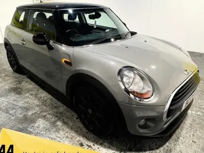 Used Mini Cooper Hatch 136 HP (100 kW) 2017 Grey Hatchback