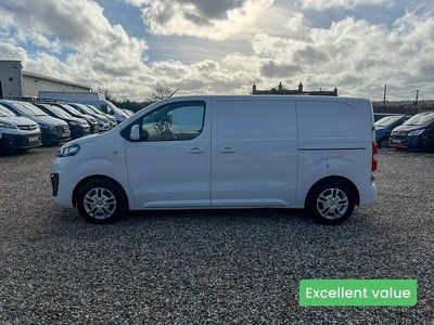 White Used 2020 Vauxhall Vivaro Sportive MPV | £10,995 (Fair price)