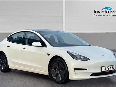 White Used 2022 Tesla Model 3 RWD Sedan | £17,250 (Fair price)