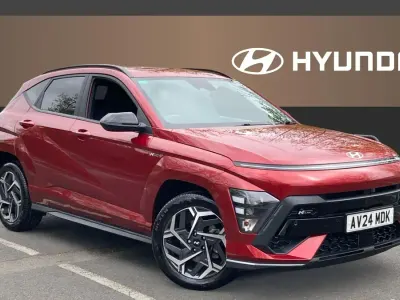 Gebraucht Hyundai Kona N Line 120 PS (88 kW) 2024 Rot SUV