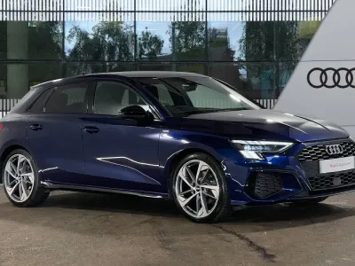 Used Audi A3 Sportback Comfort 2022 Blue Hatchback