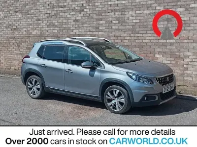 Begagnad Peugeot 2008 Allure Premium 130 HK (95 kW) 2019 Grå SUV