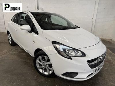Used Vauxhall Corsa 70 HP (51 kW) 2015 White Hatchback