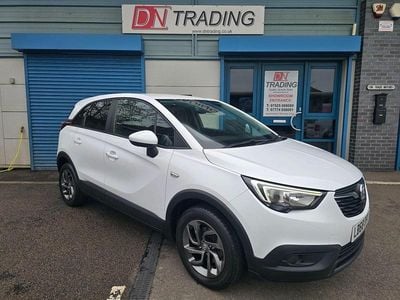Used Vauxhall Crossland X S 110 HP (80 kW) 2019 White SUV