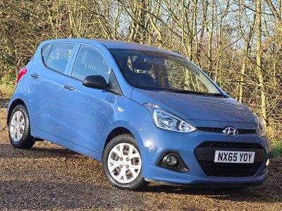 Blue Used 2015 Hyundai i10 Hatchback | £5,950 (Fair price)