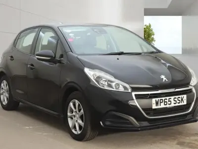 Używany Peugeot 208 Active 68 KM (50 kW) 2015 Czarny Hatchback