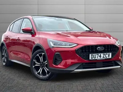 Usado Ford Focus Active X 155 HP (114 kW) 2024 Vermelho Citadino
