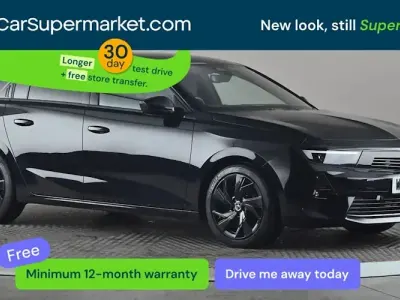 Begagnad Vauxhall Astra GS Line 131 HK (96 kW) 2025 Halvkombi