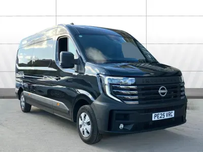 Usado Nissan Interstar Tekna 130 CV (95 kW) 2025 Van