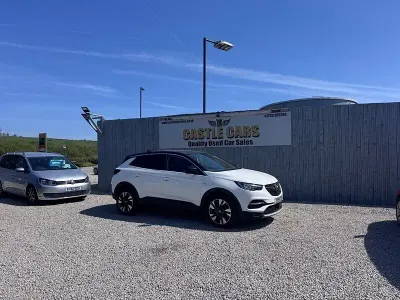 Używany Vauxhall Grandland X Sport 130 KM (95 kW) 2019 Biały SUV