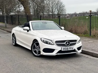 Usado Mercedes C250 AMG line 204 HP (150 kW) 2018 Branco Cabrios