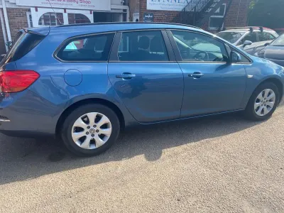 Käytetty Vauxhall Astra