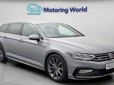 Used VW Passat R-line 150 HP (110 kW) 2023 Grey Estate
