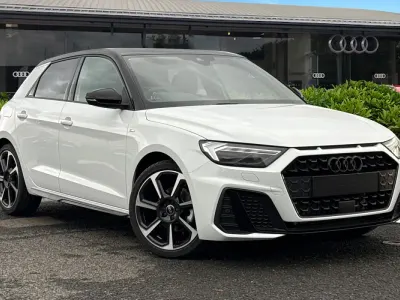 Nowe Audi A1 Sportback Black Edition 2025 Biały Hatchback