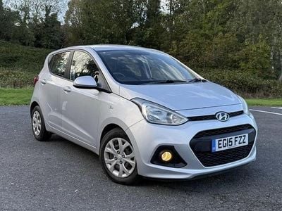 Silver Used 2015 Hyundai i10 SE Hatchback | £5,999 (Fair price)
