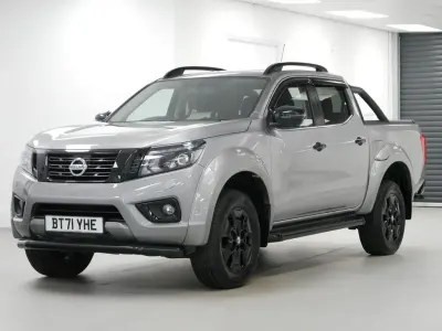 Used Nissan Navara N-Guard 190 HP (139 kW) 2021 Grey Pickup