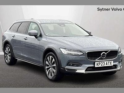 Used Volvo V90 CC Plus 250 HP (183 kW) 2023 Grey Estate