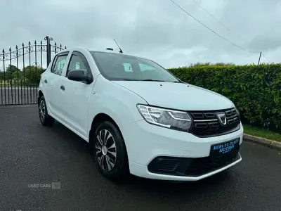 Used Dacia Sandero Essentiel 91 HP (66 kW) 2020 White Hatchback