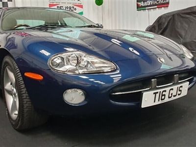 used Jaguar XK8 COUPE