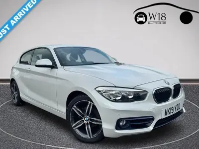 Used BMW 118 Sport Line 136 HP (100 kW) 2019 White Hatchback