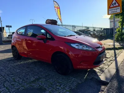 Used Ford Fiesta 82 HP (60 kW) 2012 Red Hatchback
