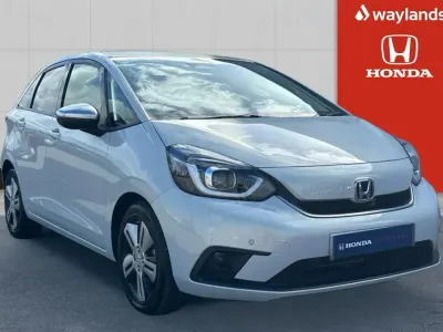 Used Honda Jazz Hybrid 109 HP (80 kW) 2022 White Hatchback