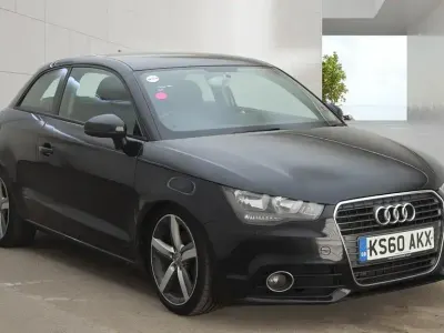 Begagnad Audi A1 Sport 105 HK (77 kW) 2011 Svart Halvkombi