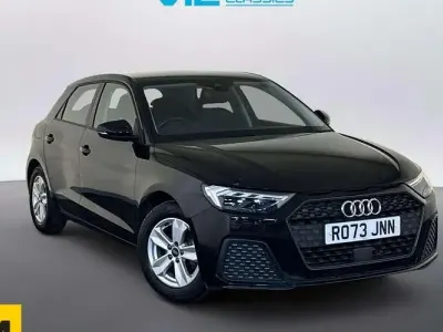 Second-hand Audi A1 Sportback Advanced 95 CP (69 kW) 2023 Negru Hatchback