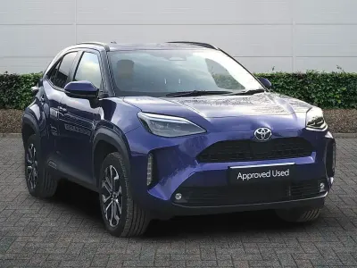 Used Toyota Yaris Design 2024 Blue Hatchback