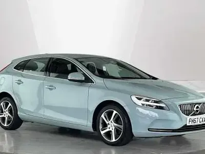 Used Volvo V40 Inscription 122 HP (89 kW) 2018 Hatchback